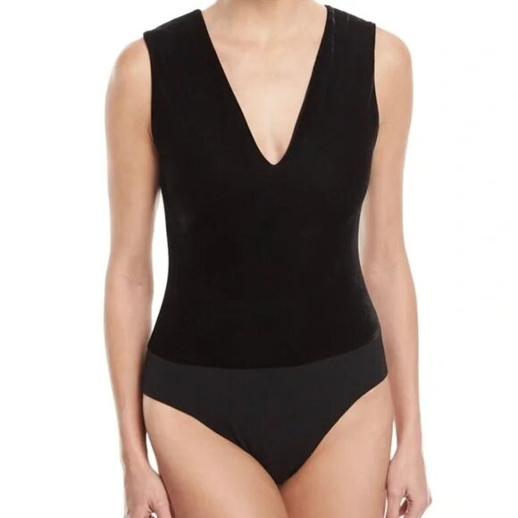 Alice‎ + Olivia Marley Black Velvet Bodysuit Size Small - Picture 1 of 7